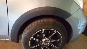 Plastové lemy blatníkov pre Toyota Yaris II hatchback (2005-2011), 5-dverová verzia