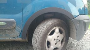 Plastové lemy blatníkov pre Renault Kangoo (1998-2008), 4-dverová verzia